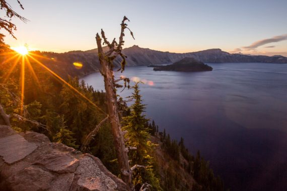 BendPhotoTours-CraterLake-570x380.jpg
