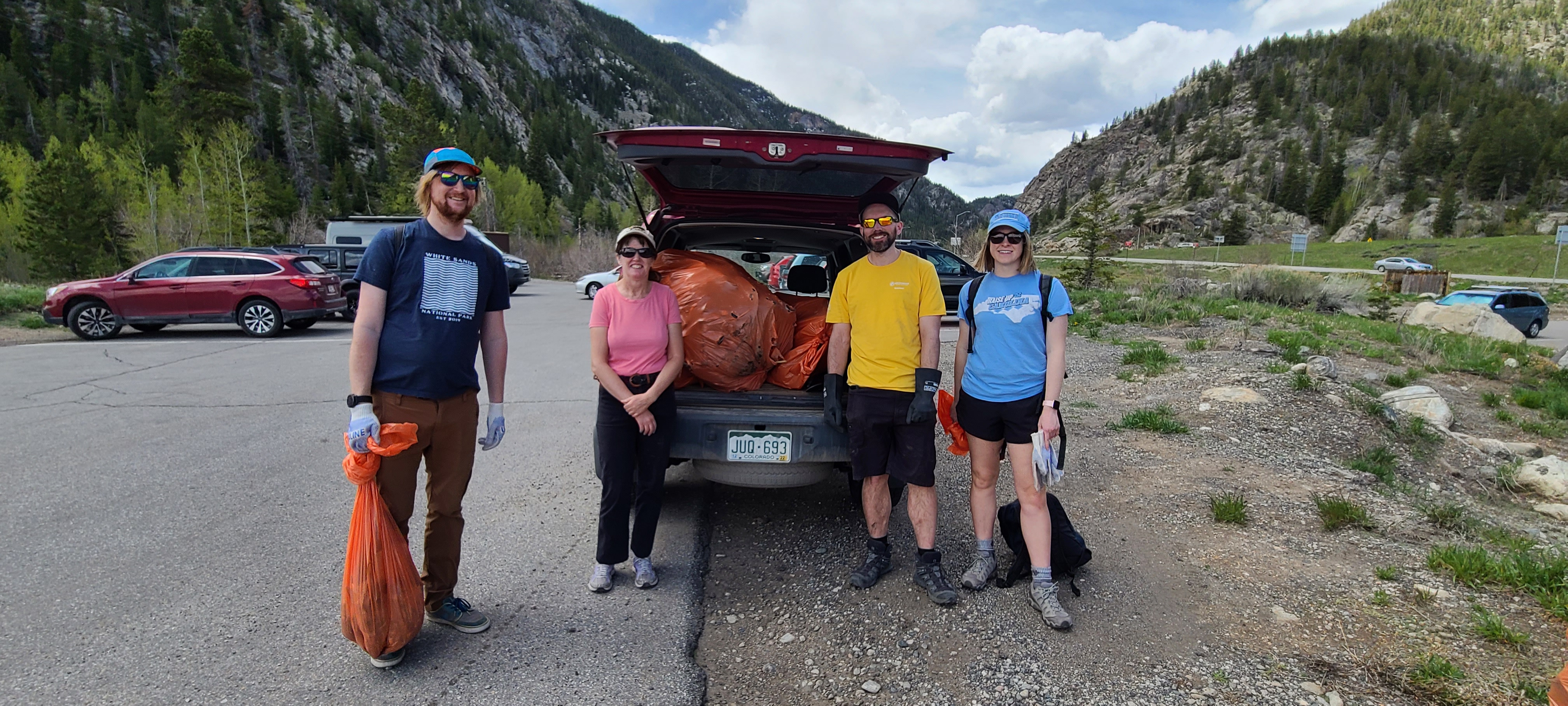 Town Clean up 2022 #1.jpg