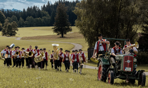 Viehscheid Bezirksmusikfest Nesselwang